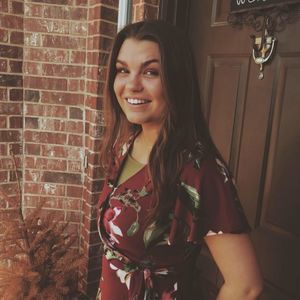 Meet your Posher, Ava